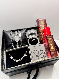 باکس هدیه زنانه باکس اکسسوری طرح جواهر باکس شیک و جذاب
